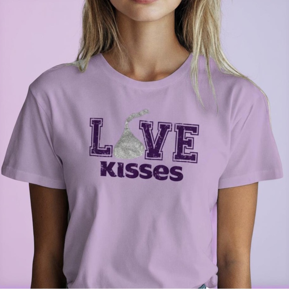 Love Kisses (Hersey) T-shirt